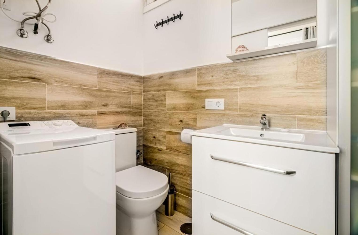 Cosy Apartment 阿德耶 外观 照片